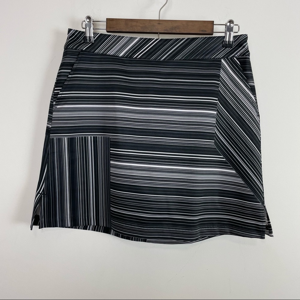 Lady Hagen black white golf skirt size 6
